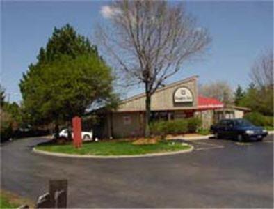 Budgetel Inn & Suites Columbus Bagian luar foto