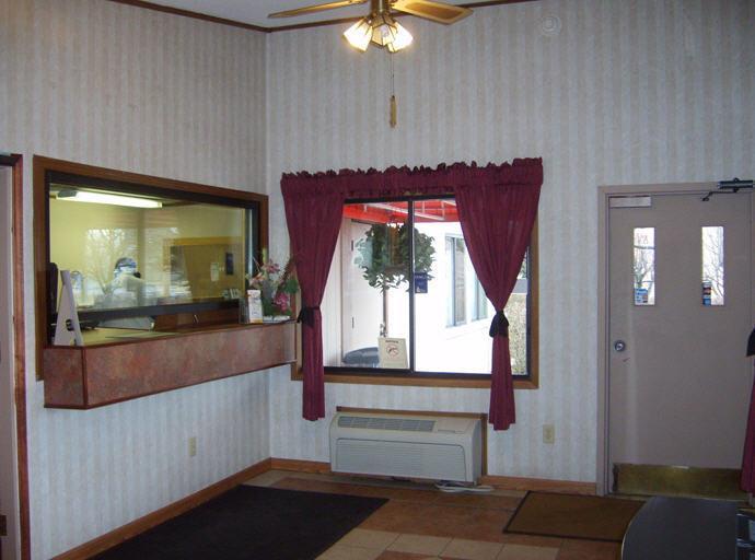 Budgetel Inn & Suites Columbus Bagian luar foto